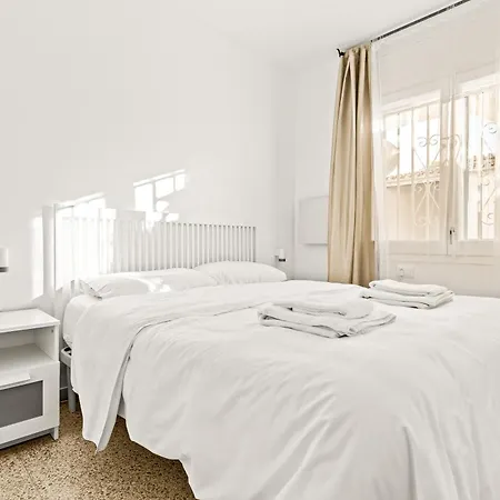 Apartamento Al Canal Con Terraza * Empuriabrava