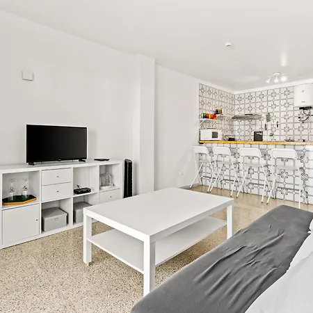 Apartamento Al Canal Con Terraza * Empuriabrava